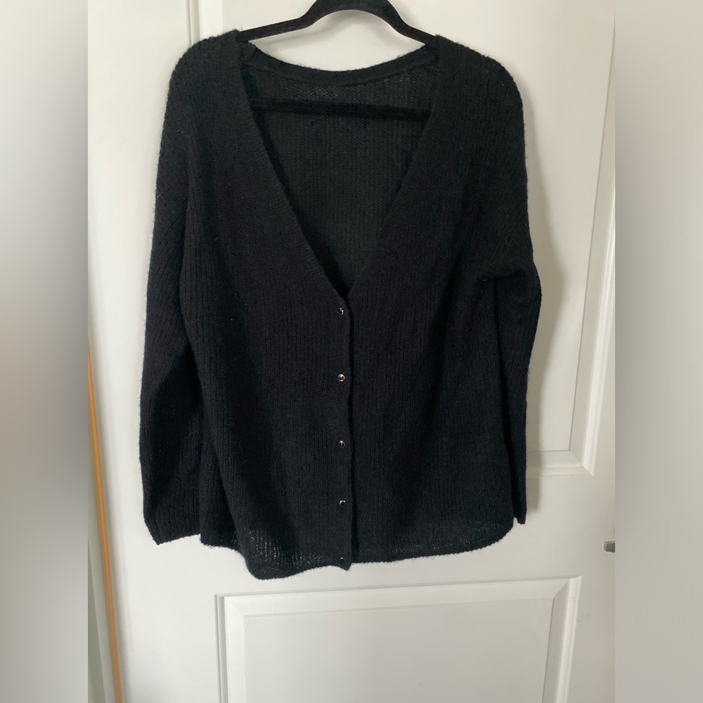 Aritiza Wilfred cardigan
